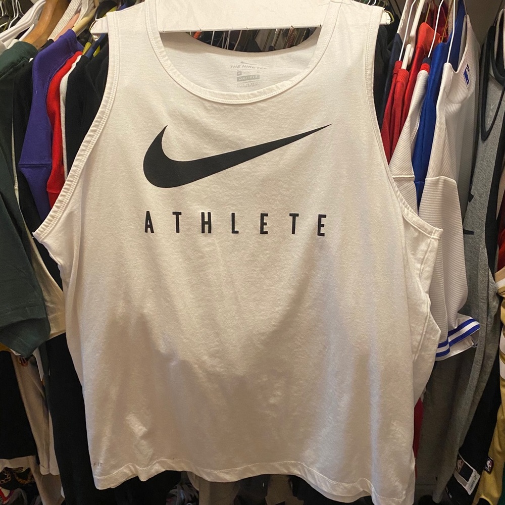 Nike tank